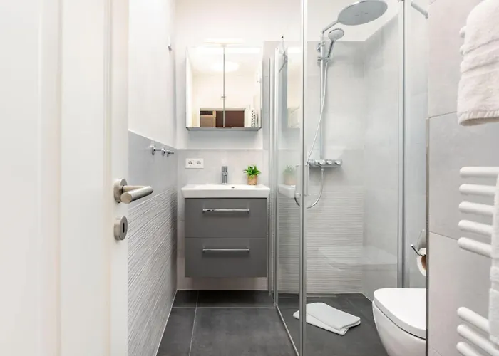 At Museum No 8 Вик-ауф-Фёр